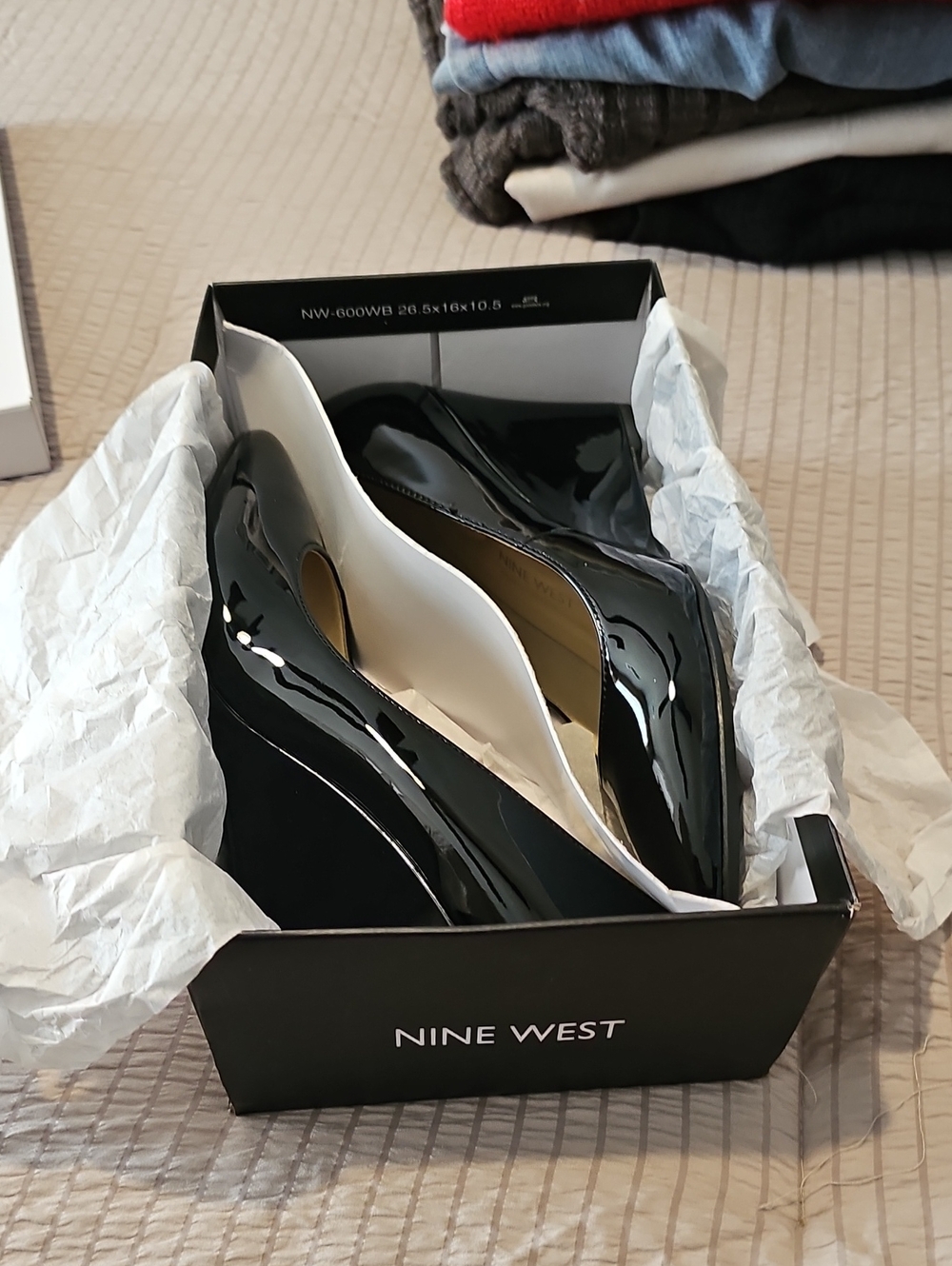 Nine West Black Patent Pointed Toe Heels